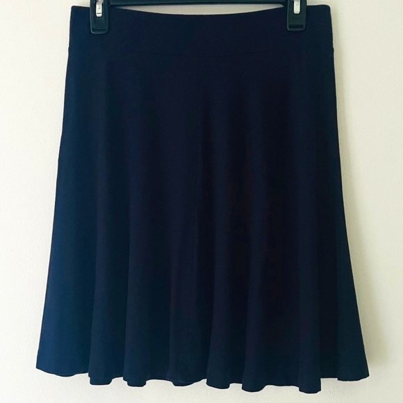 Cute LOFT Navy Short Skirt - Picture 1 of 4